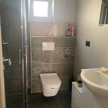 Gea Apartment *